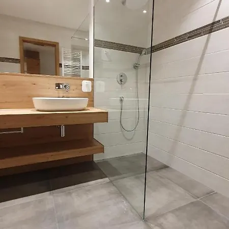 Der Adler 3* Lauchringen