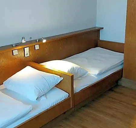 Inn Der Adler 3*